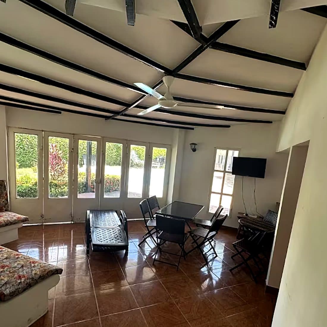 Sala — Casa 2